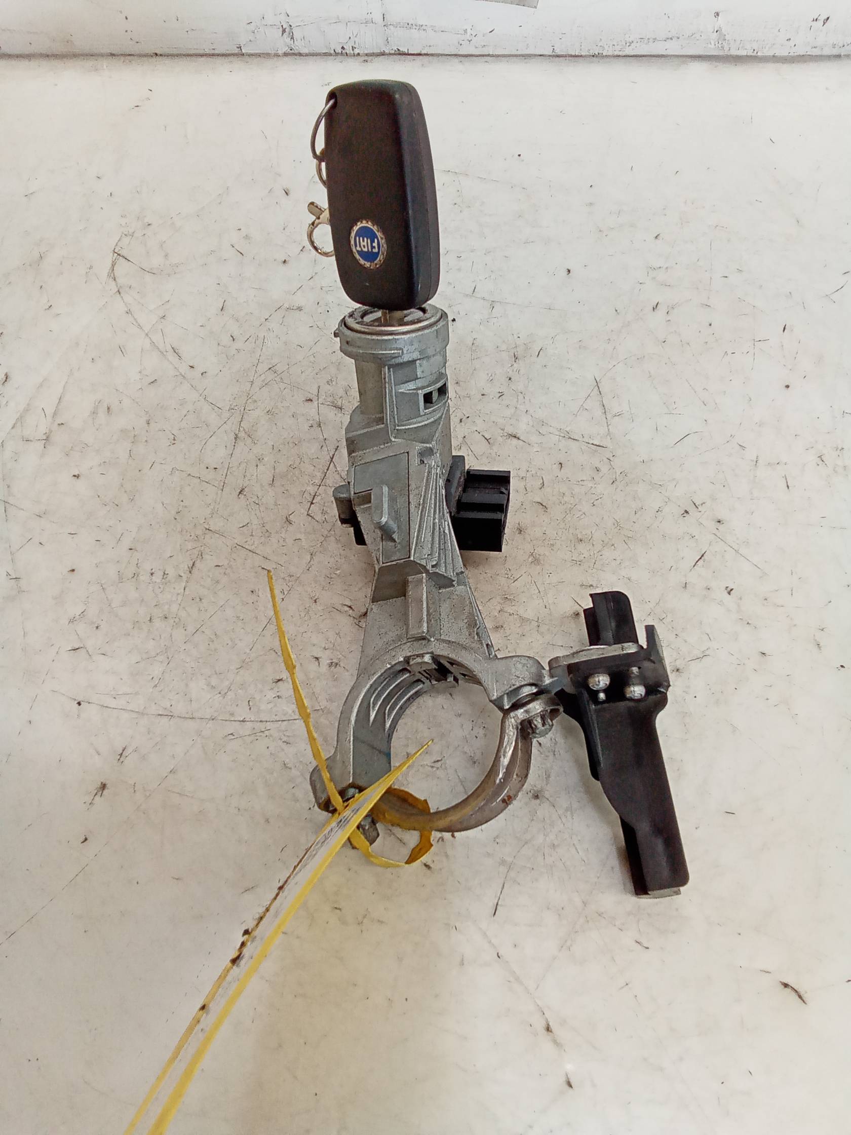 Commutatore avviamento e bloccasterzo