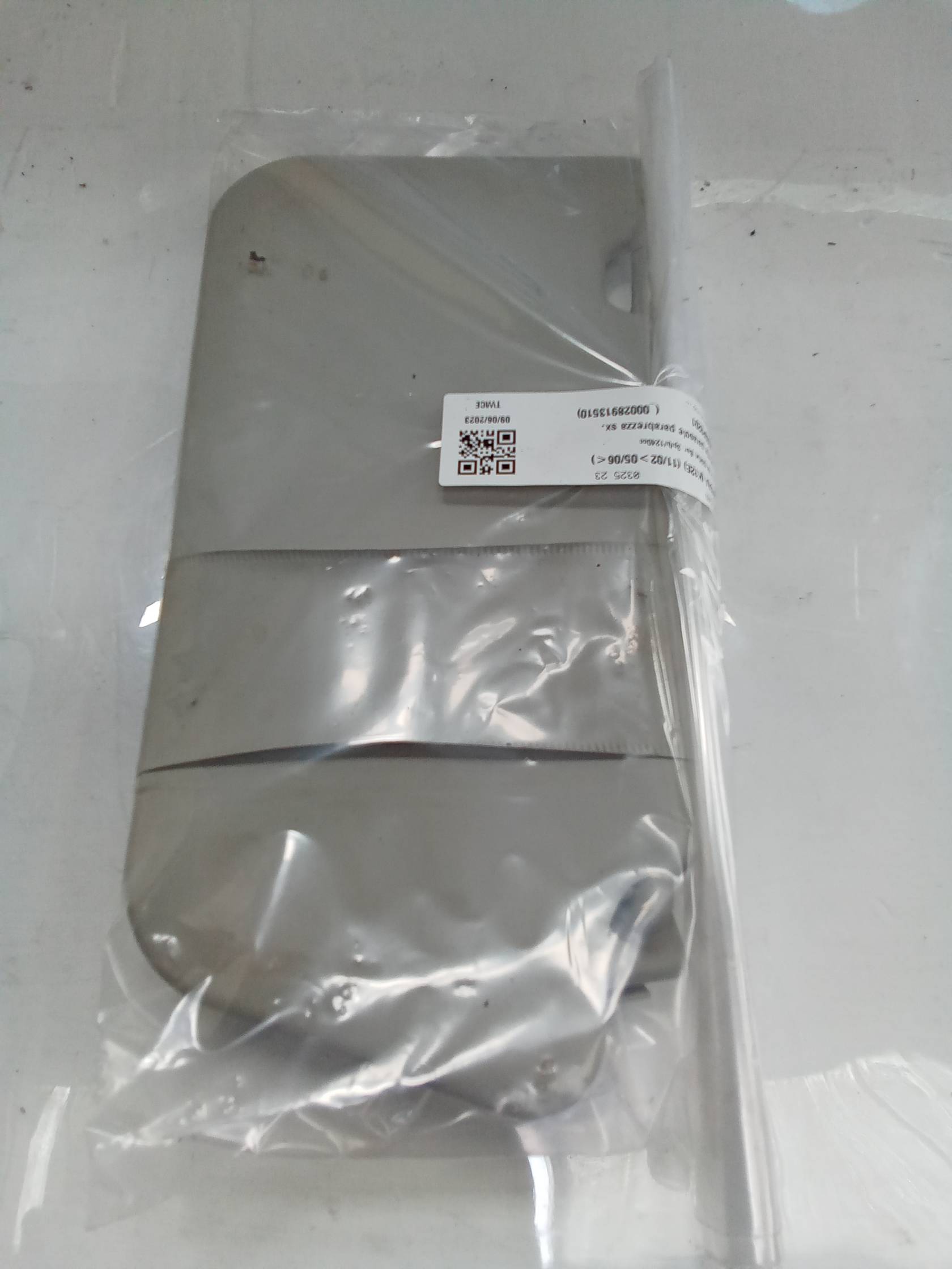 Aletta parasole parabrezza sx.