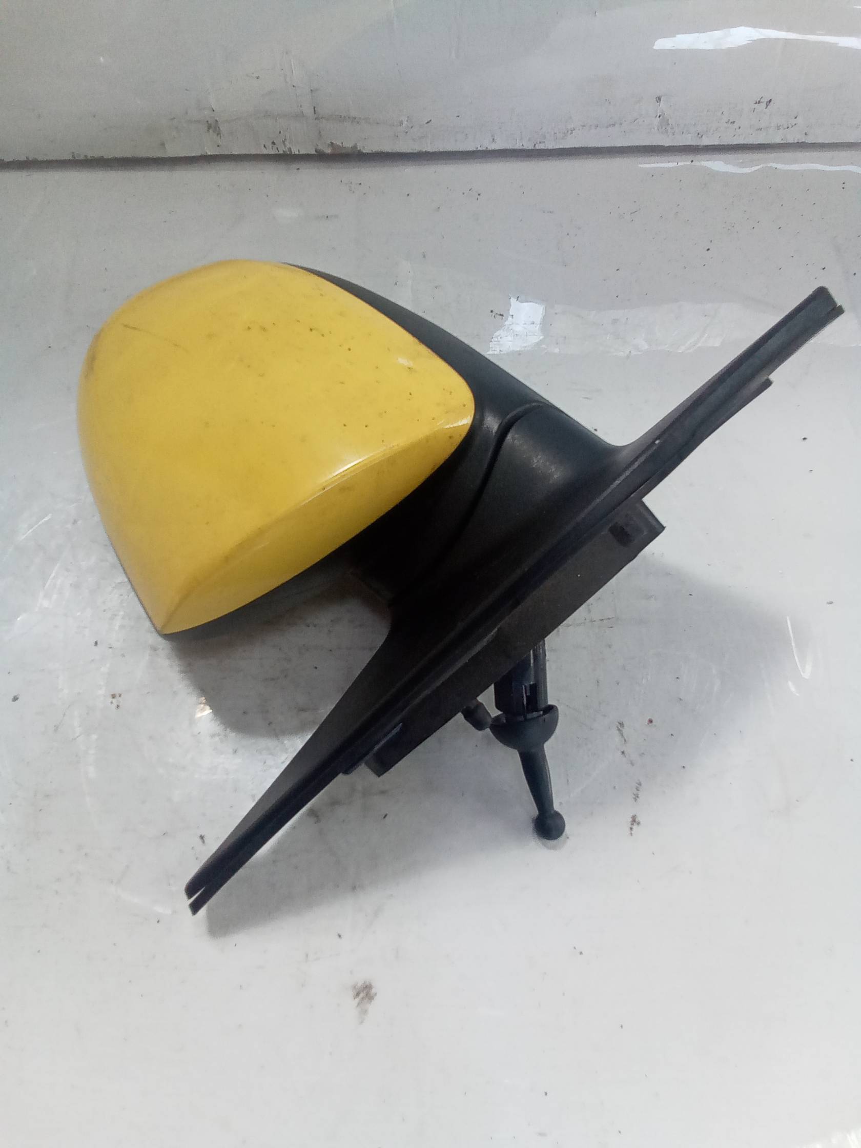 Retrovisore est. compl. sx.