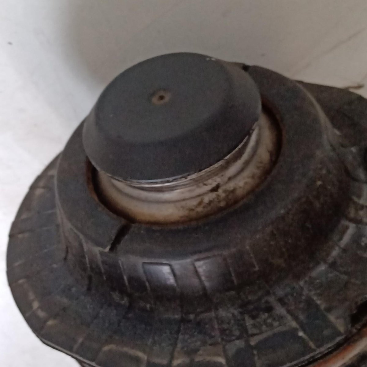 Ammortizzatore anteriore destro