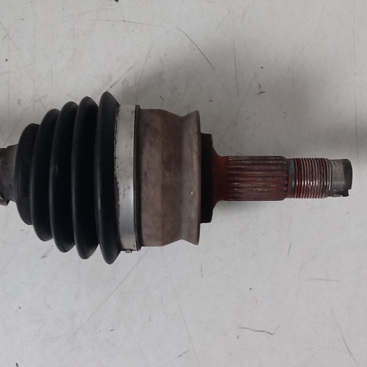 Semiasse anteriore destro