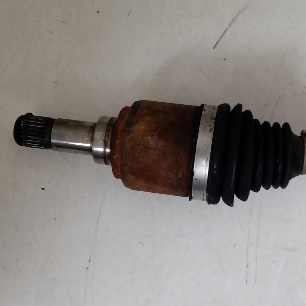 Semiasse anteriore destro