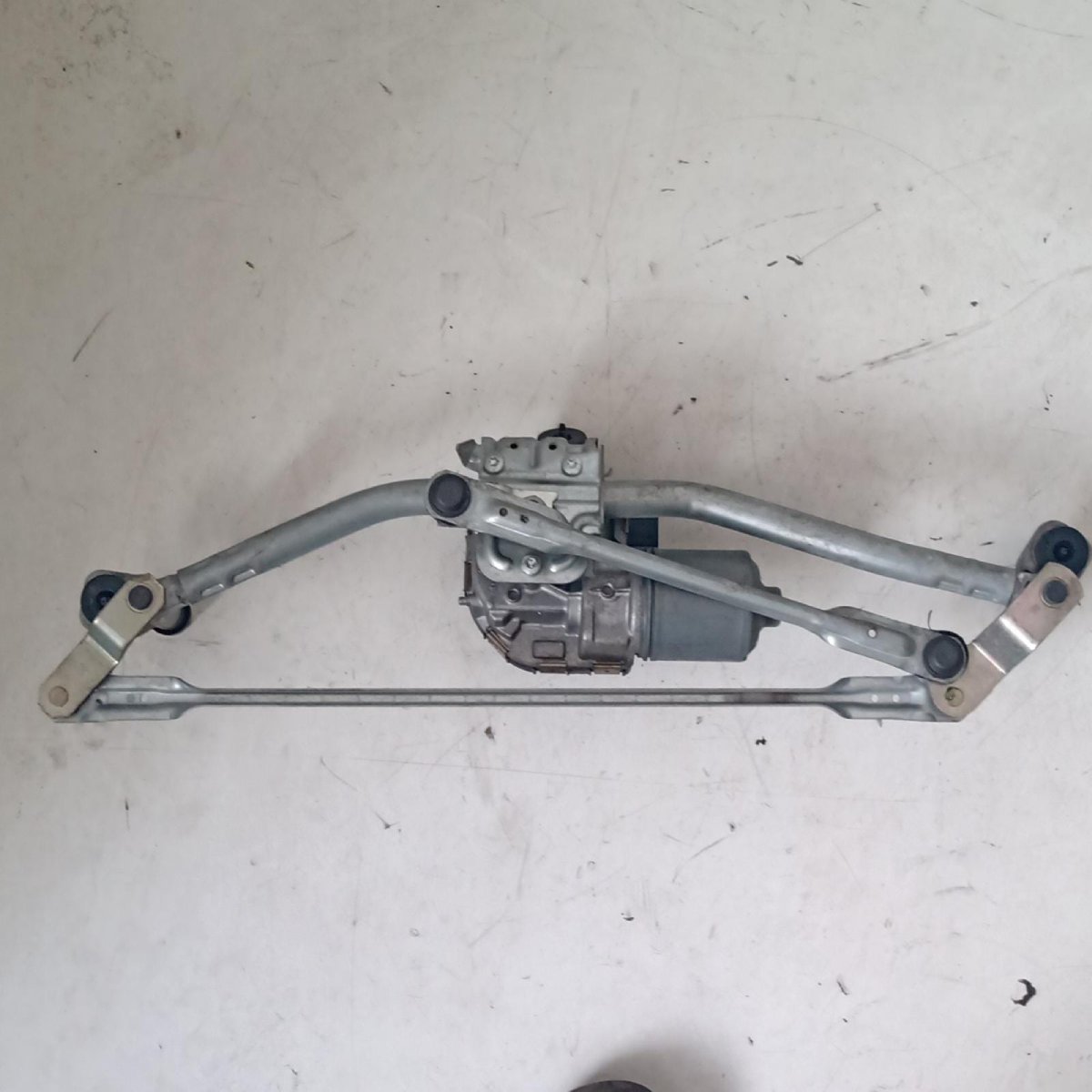 Motorino tergicristallo anteriore