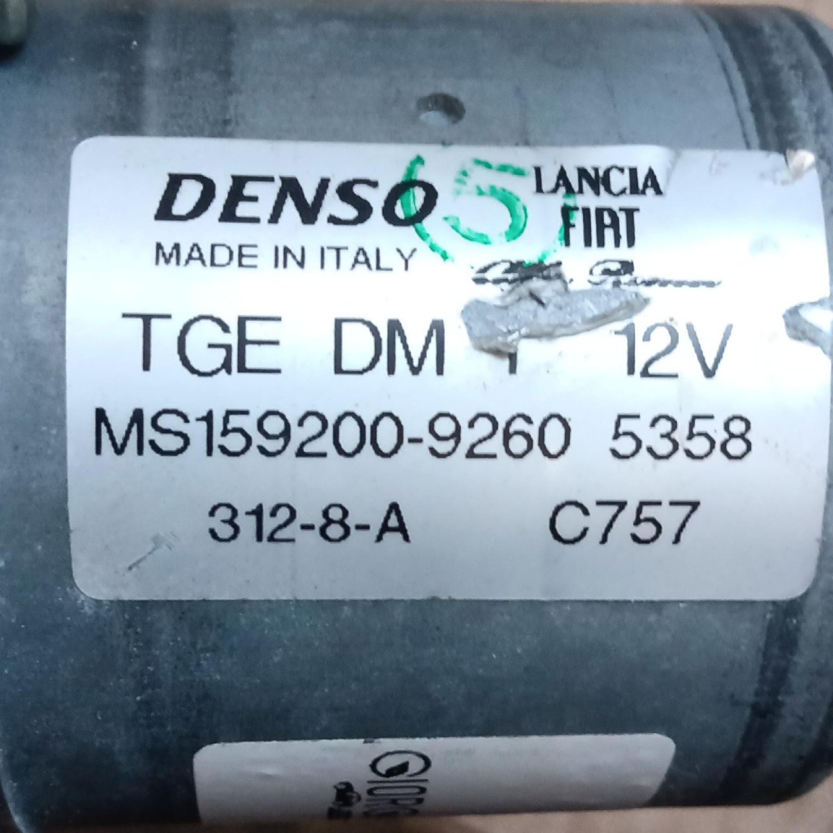 Motorino tergicristalli anteriore