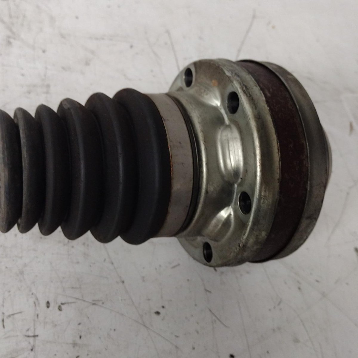 Semiasse anteriore destro