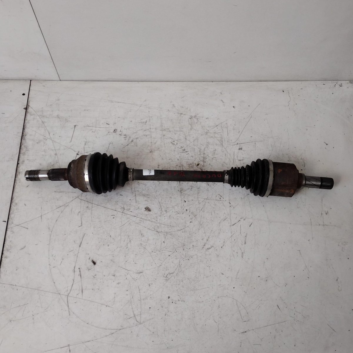 Semiasse anteriore sinistro Semiasse anteriore sinistro