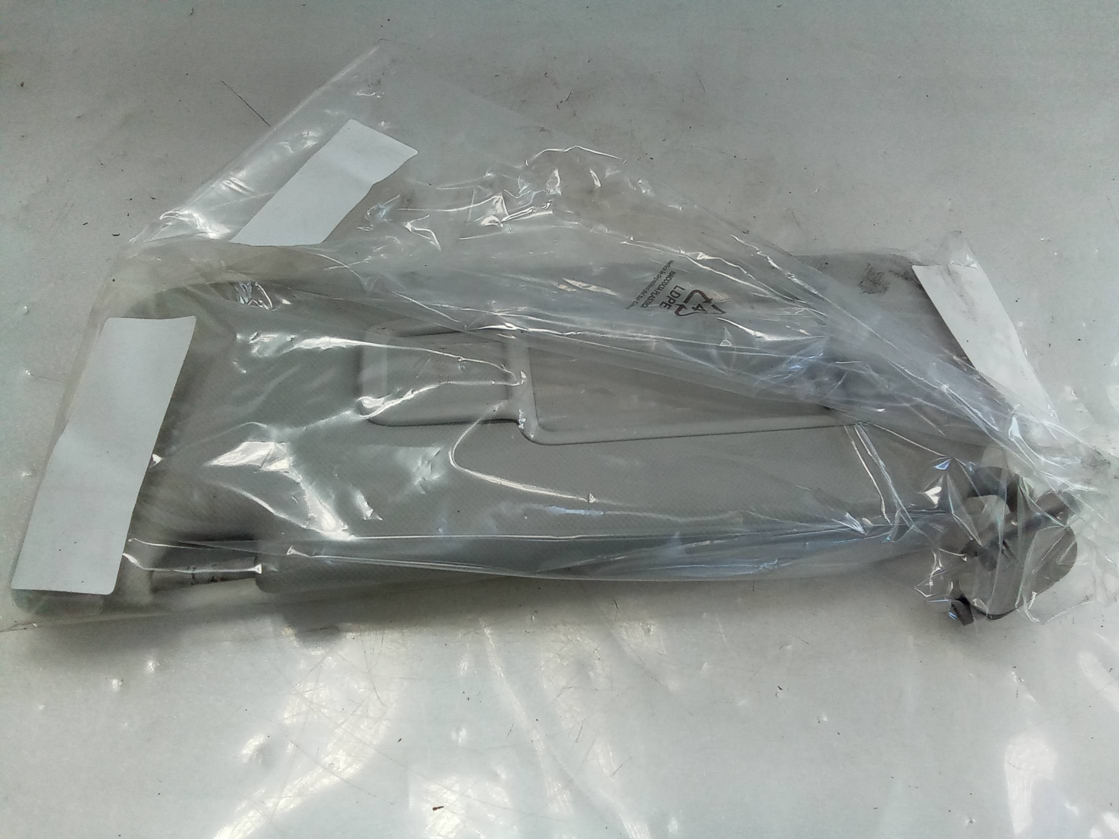 Aletta parasole parabrezza dx.