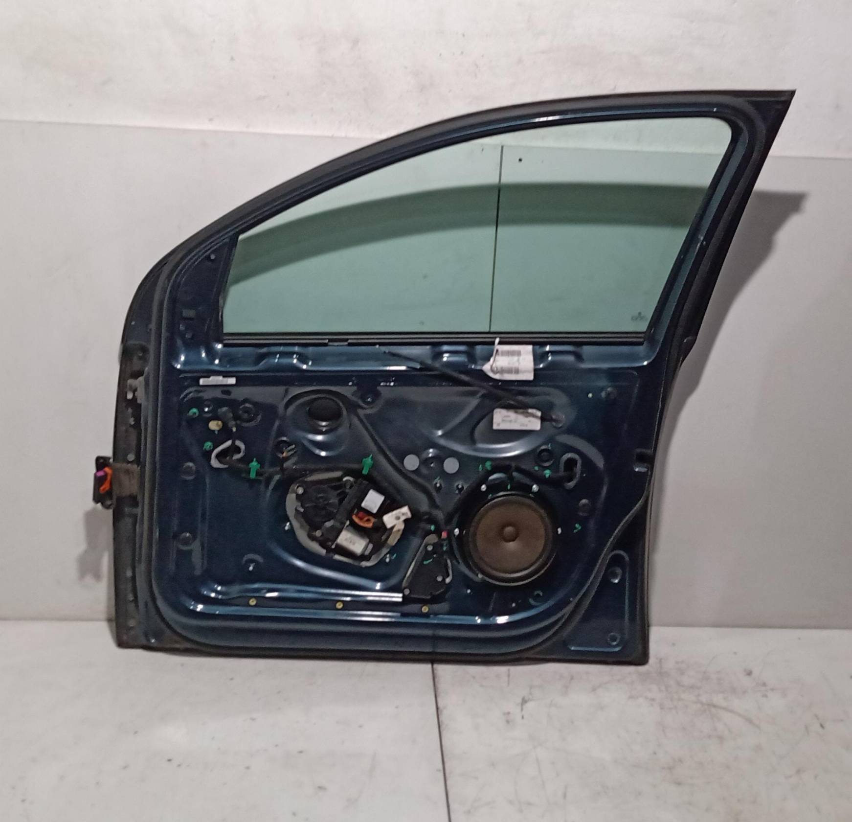 Porta anteriore destra