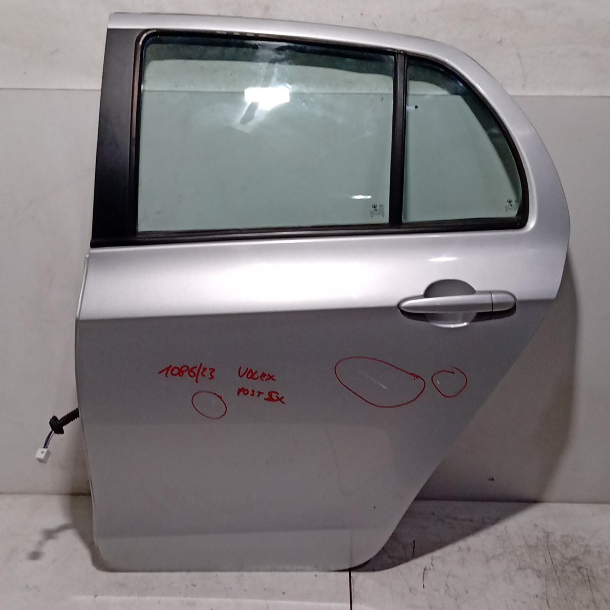 Porta posteriore sinistro Porta posteriore sinistro