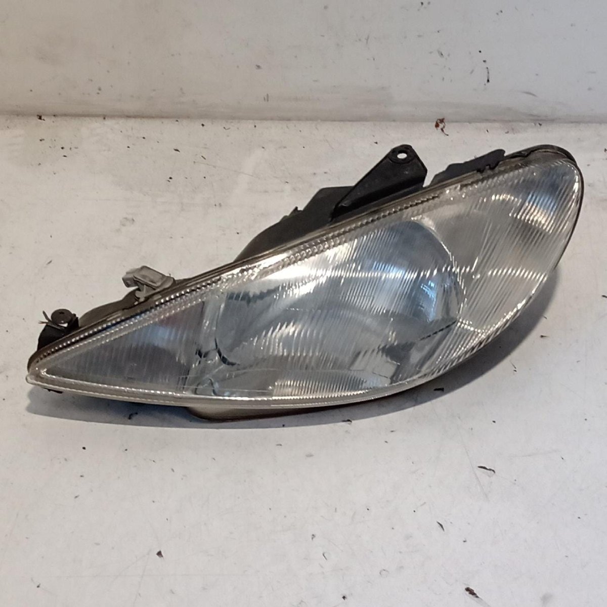 Fanale anteriore sinistro