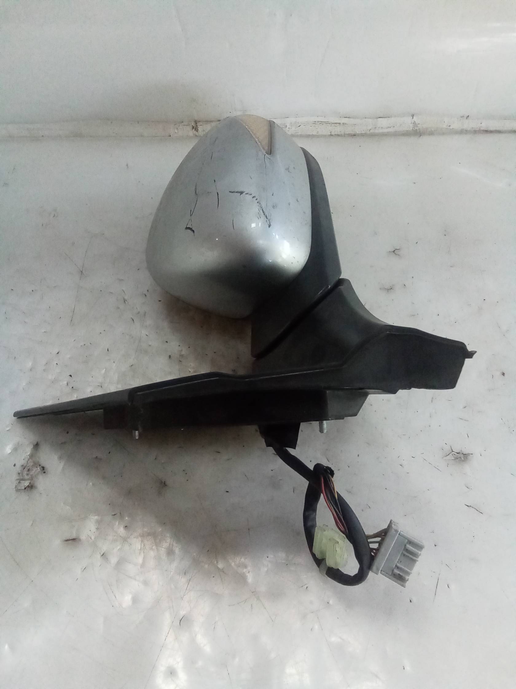 Retrovisore est. regolaz. elettr. sx.