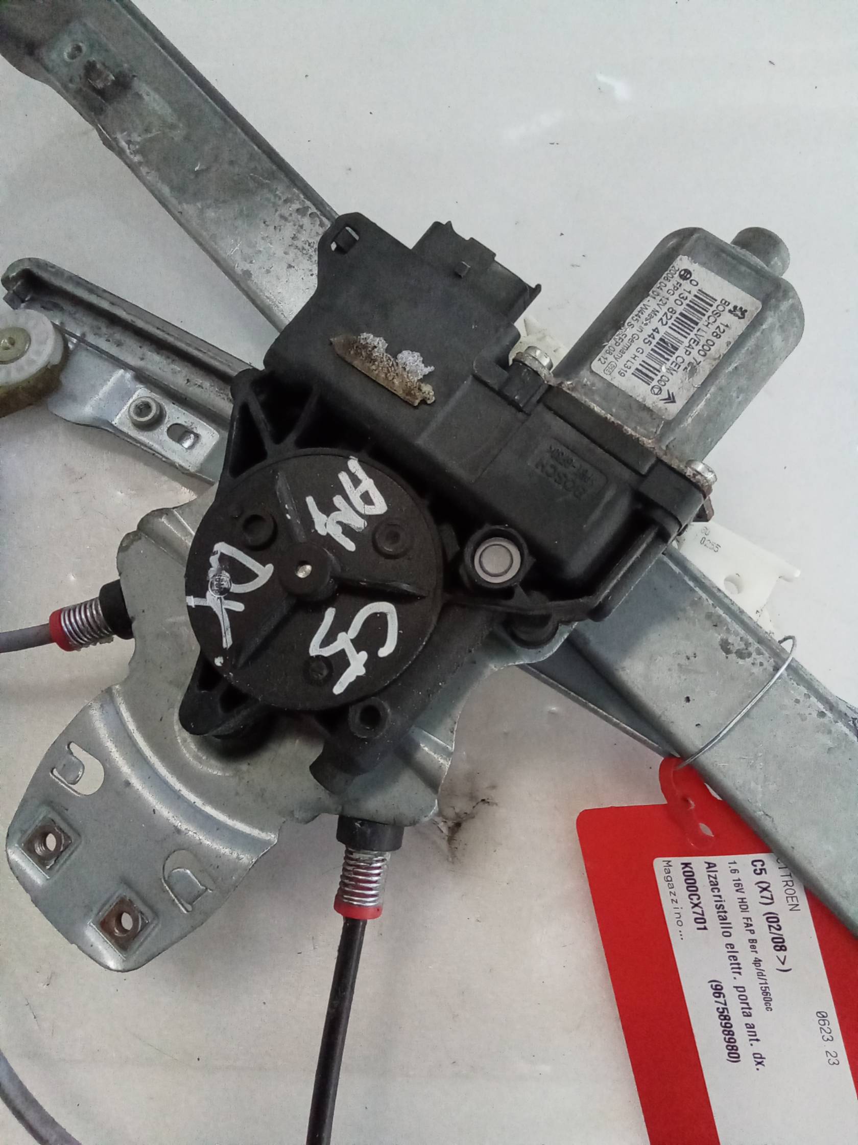 Alzacristallo elettr. porta ant. dx.