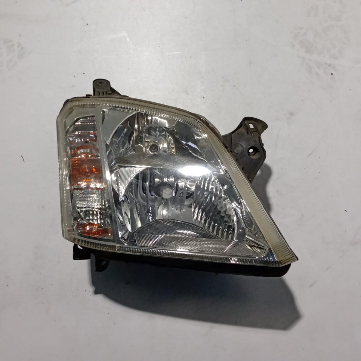 Fanale anteriore destro