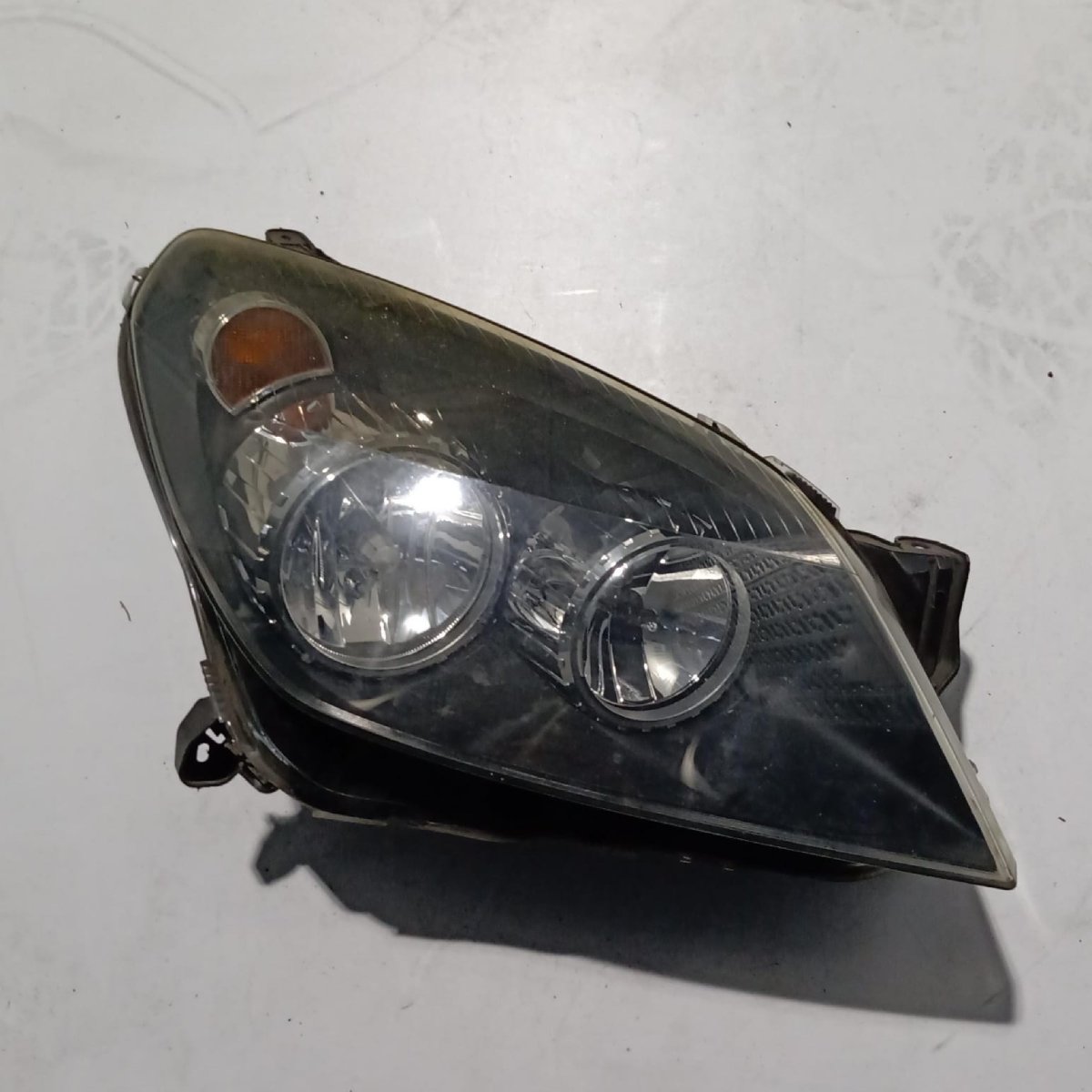 Fanale anteriore destro