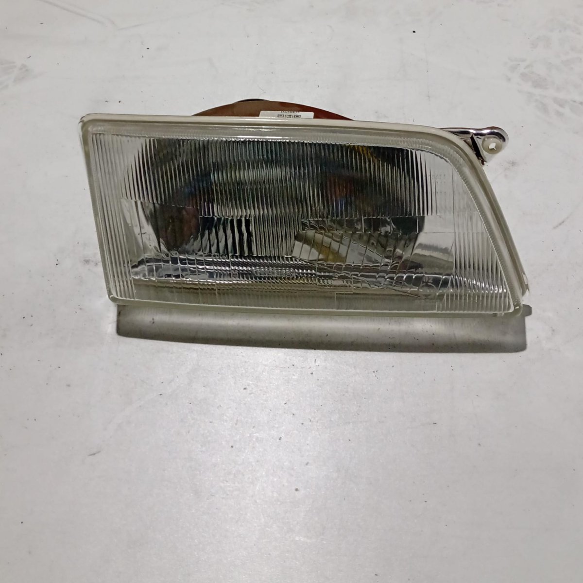 Fanale anteriore destro