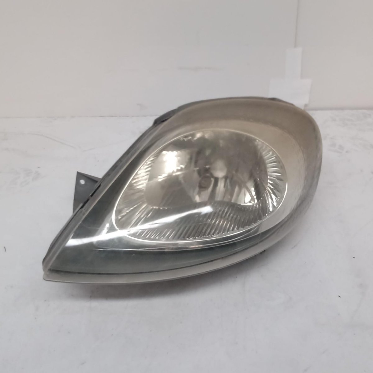 Fanale anteriore sinistro