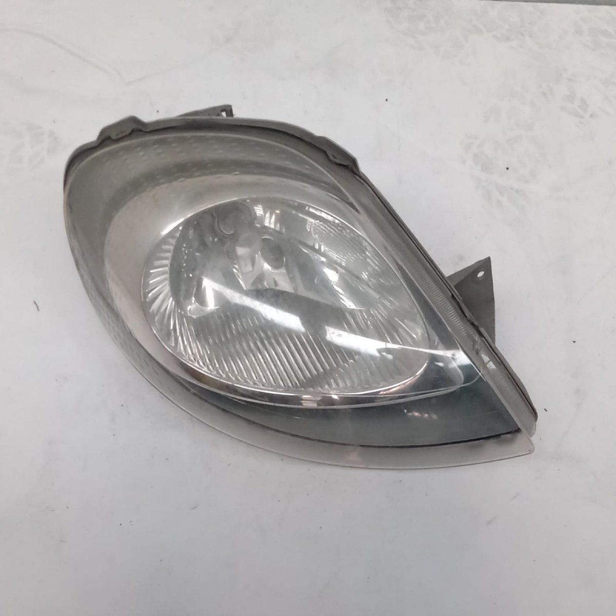 Fanale anteriore destro