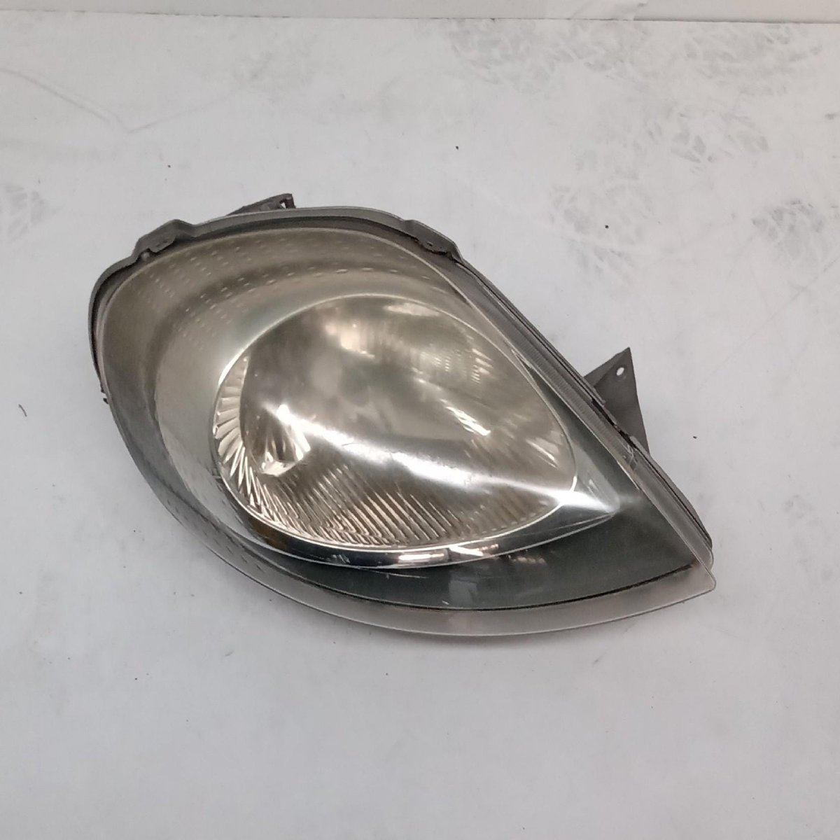 Fanale anteriore destro