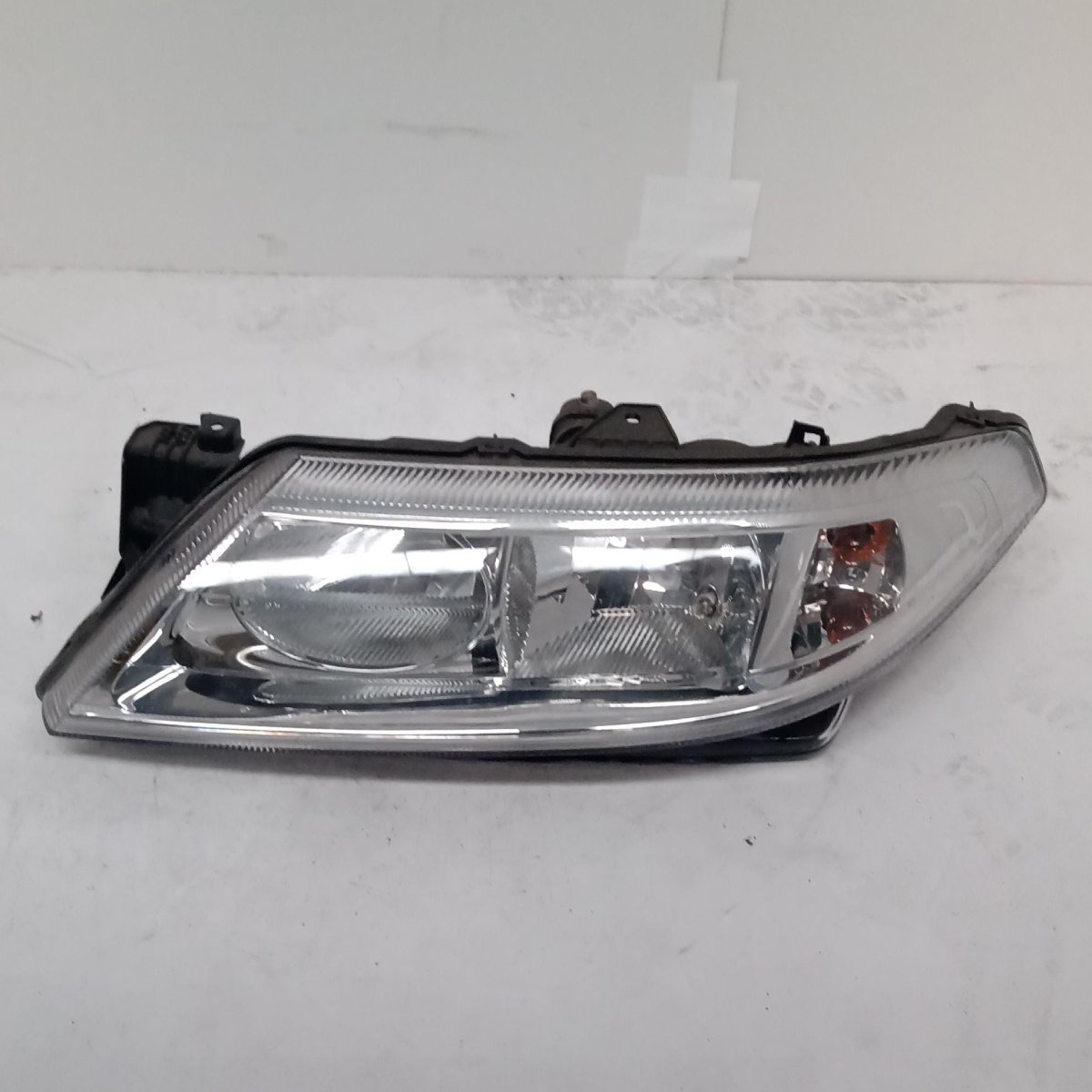 Fanale anteriore sinistro