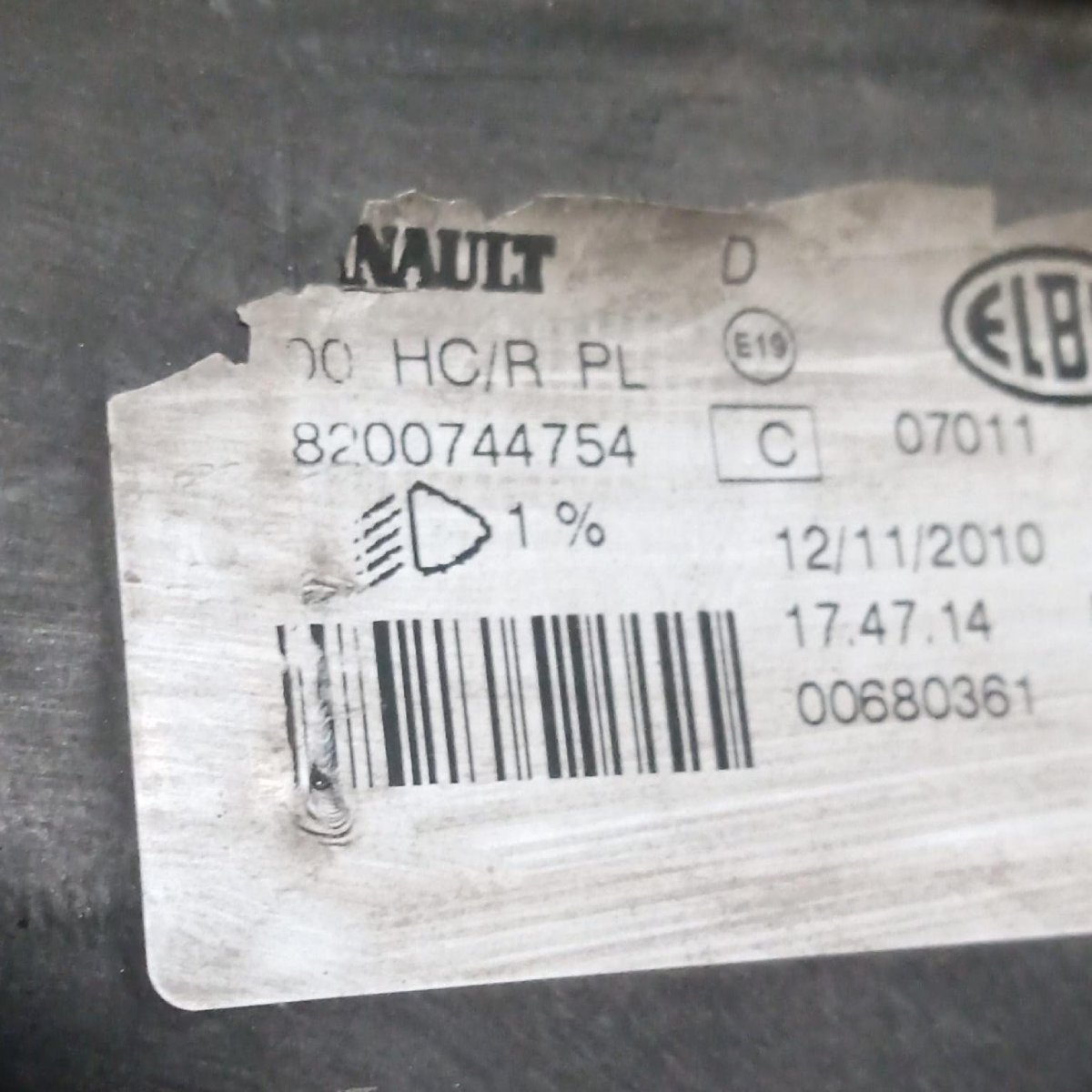 Fanale anteriore destro