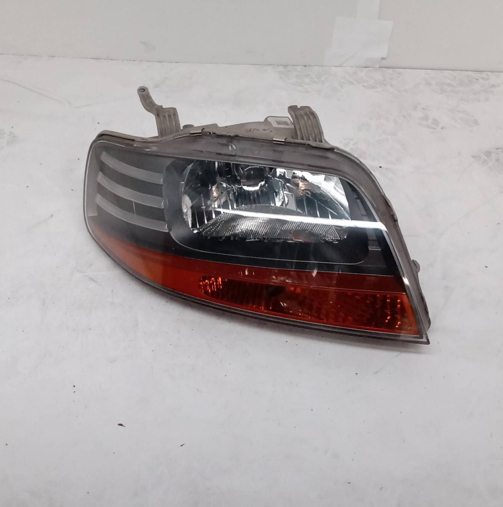 Fanale anteriore destro