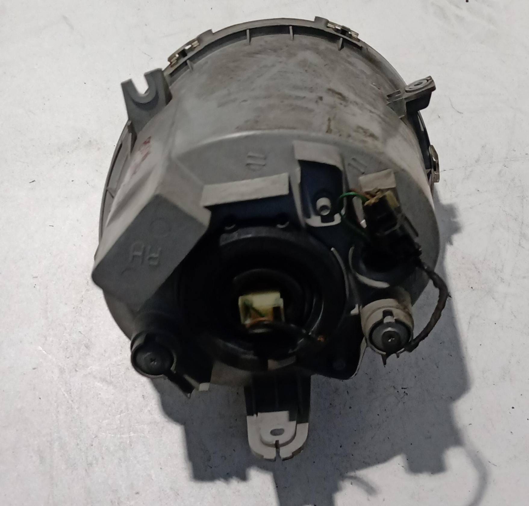 Fanale anteriore destro