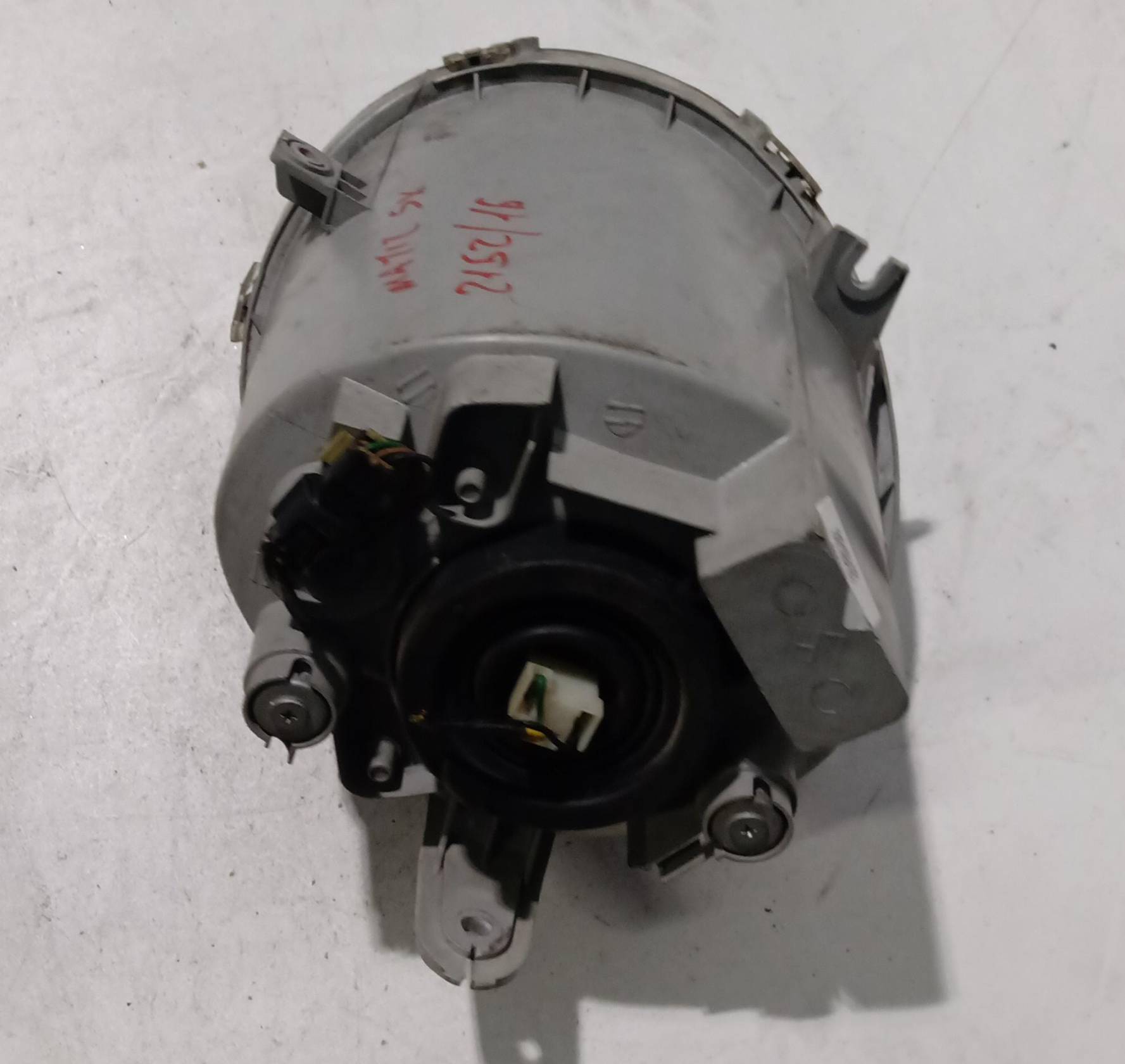 Fanale anteriore sinistro