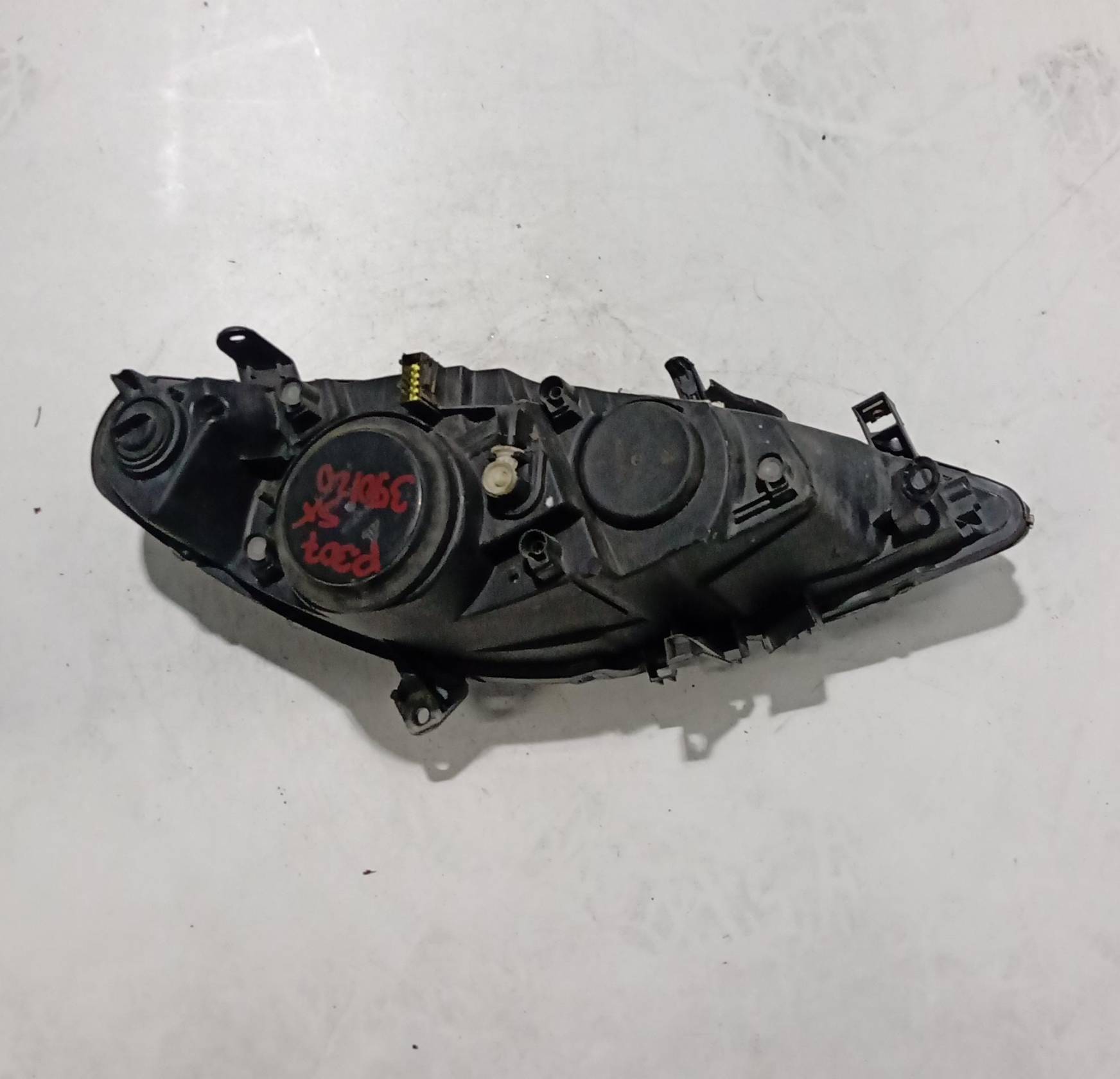 Fanale anteriore sinistro