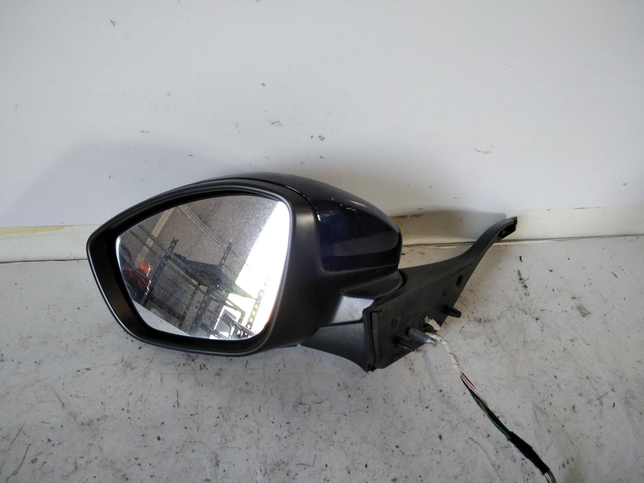 Retrovisore est. regolaz. elettr. sx.