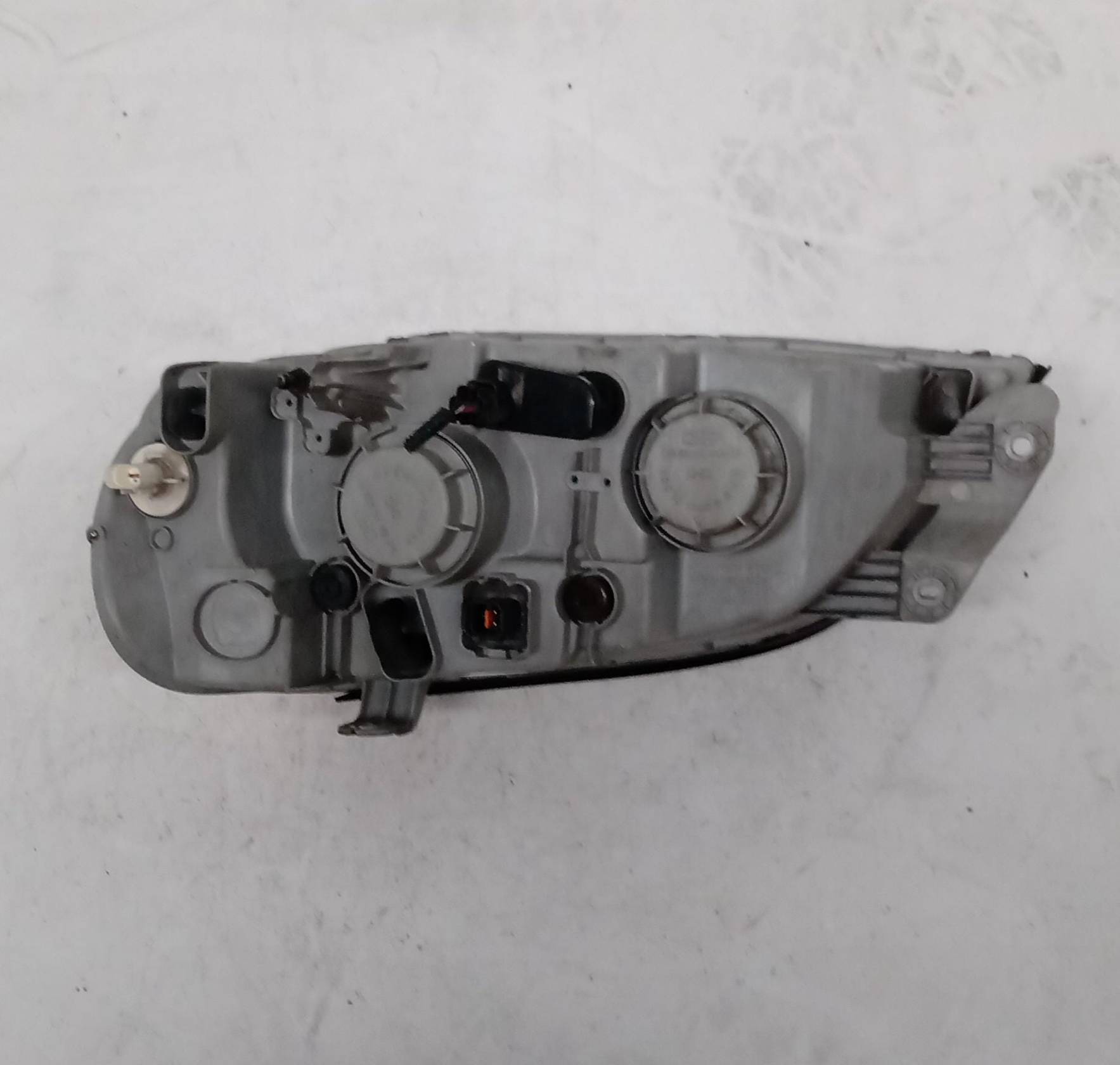 Fanale anteriore destro