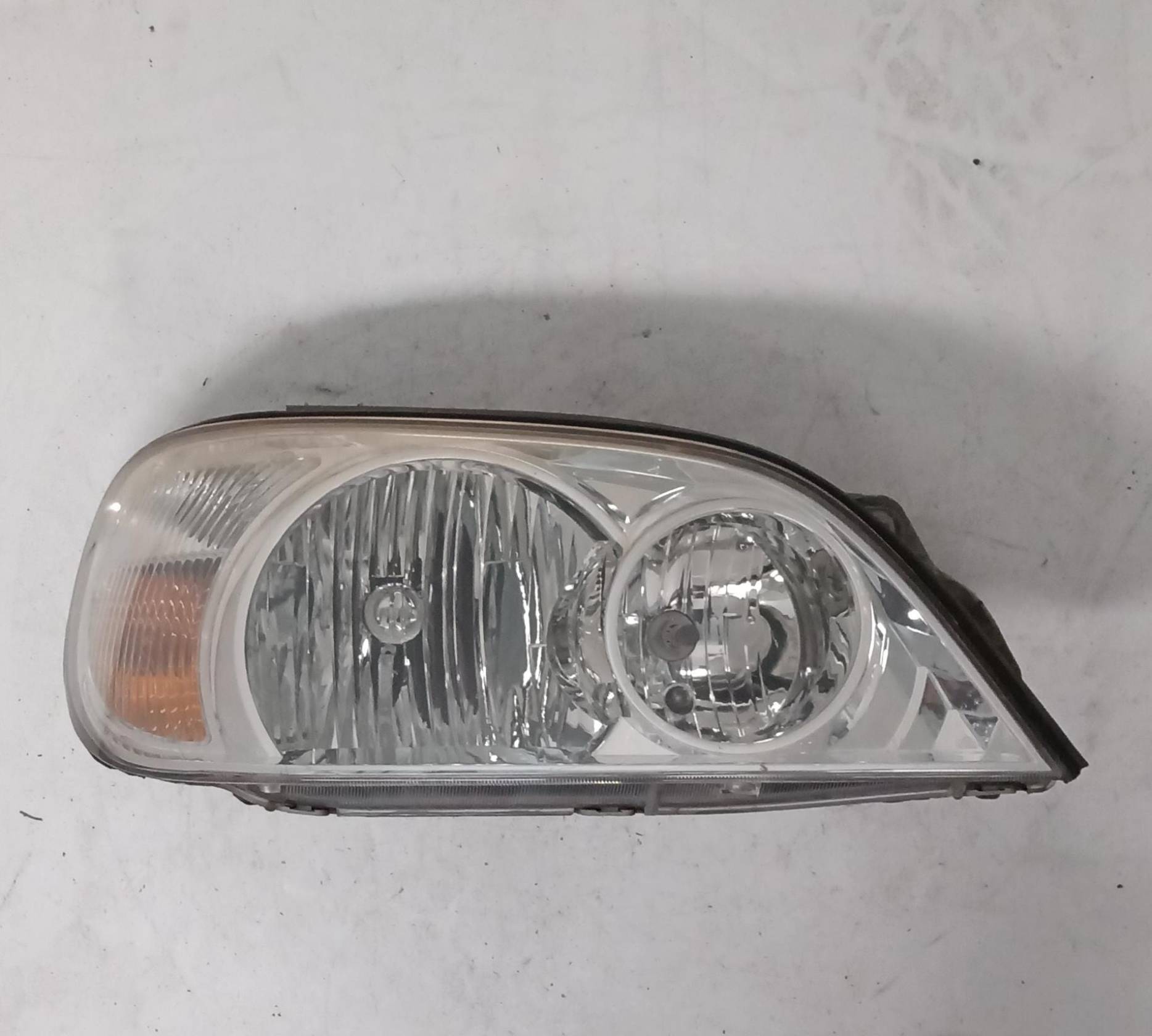 Fanale anteriore destro