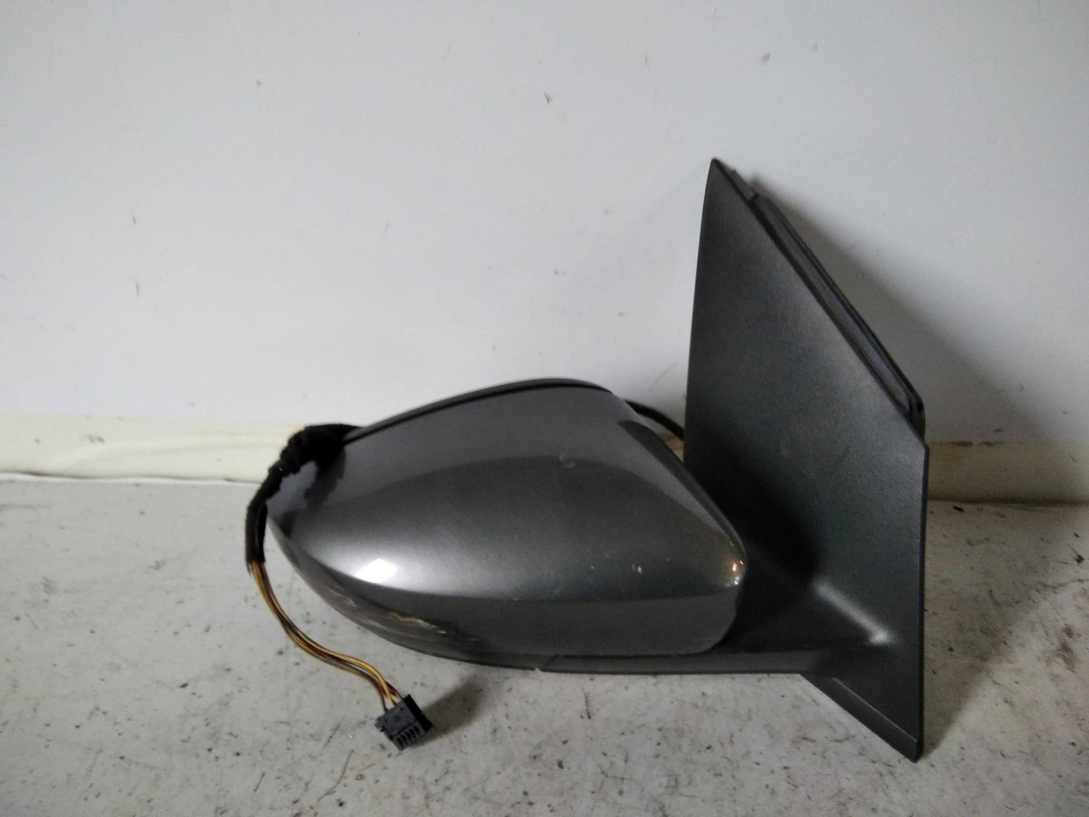 Retrovisore est. regolaz. elettr. dx.