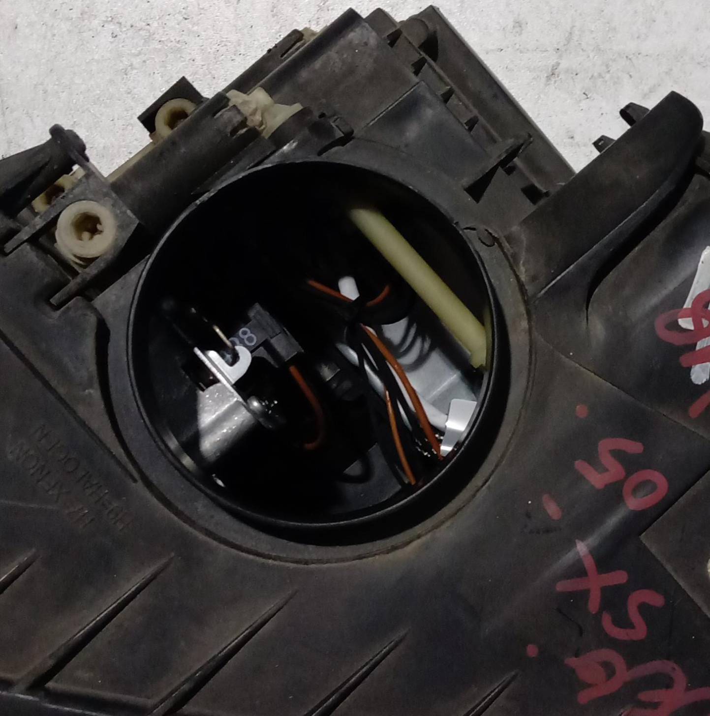 Fanale anteriore sinistro