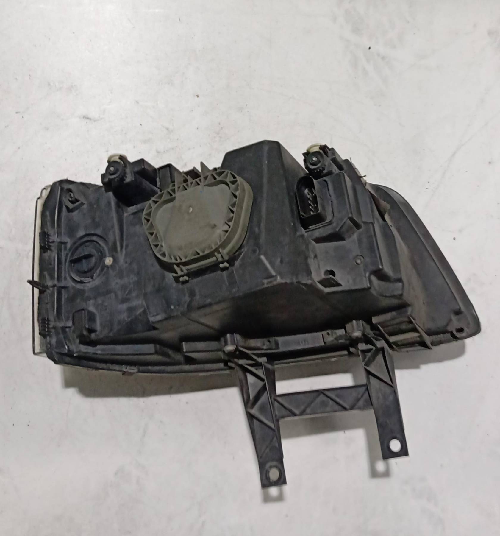 Fanale anteriore sinistro