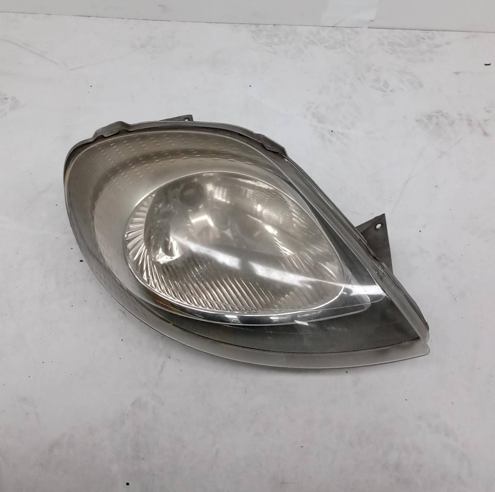 Fanale anteriore destro