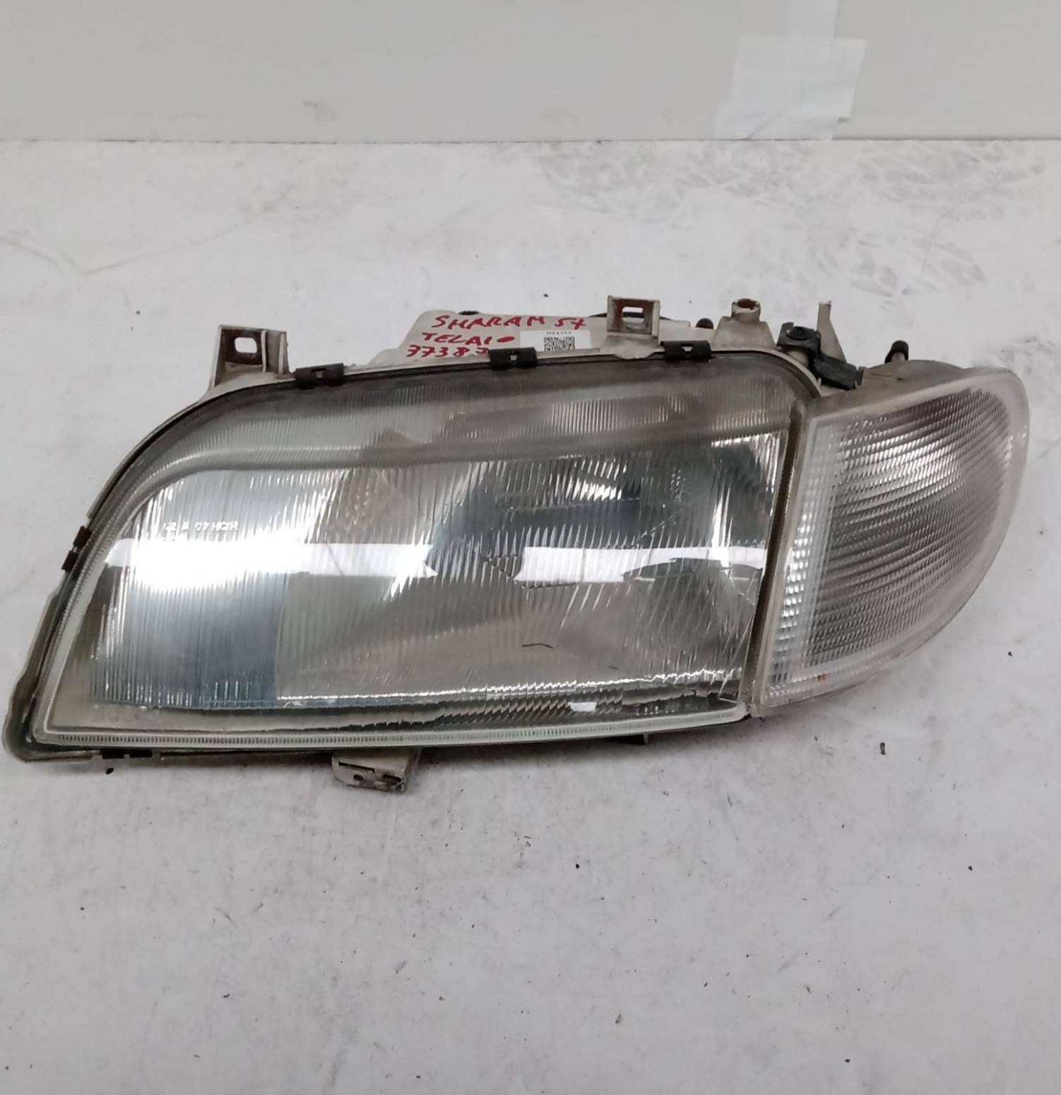 Fanale anteriore sinistro