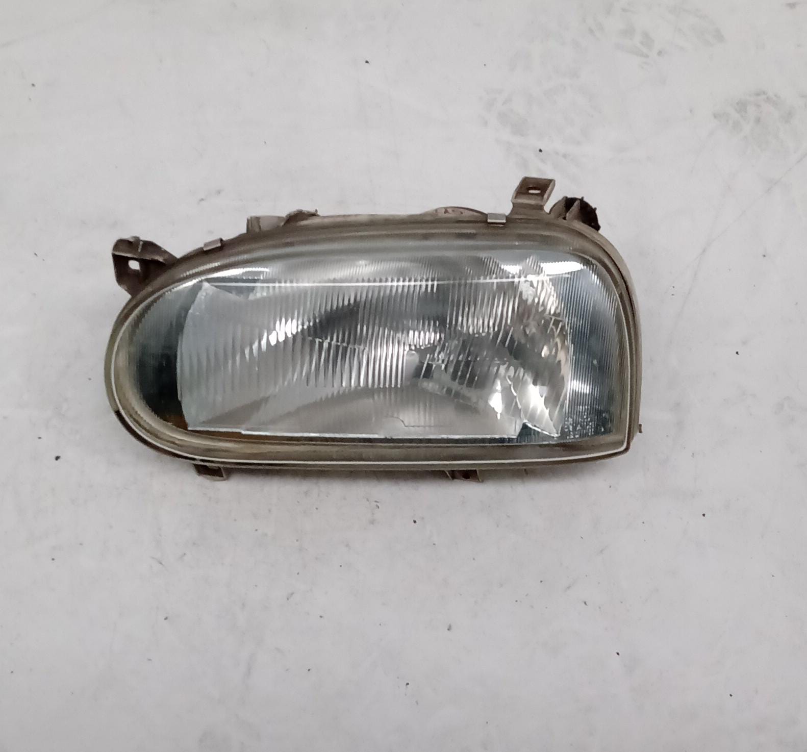 Fanale anteriore sinistro