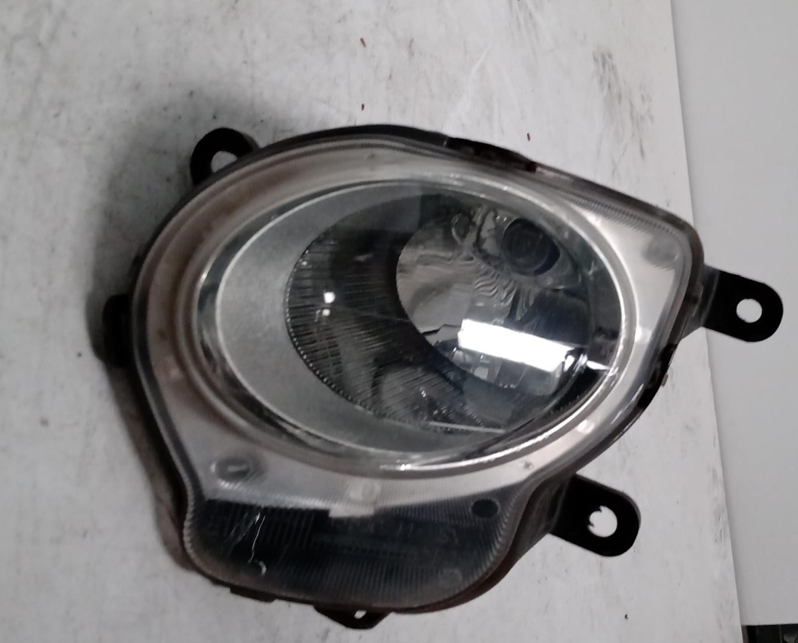 Fanale anteriore sinistro