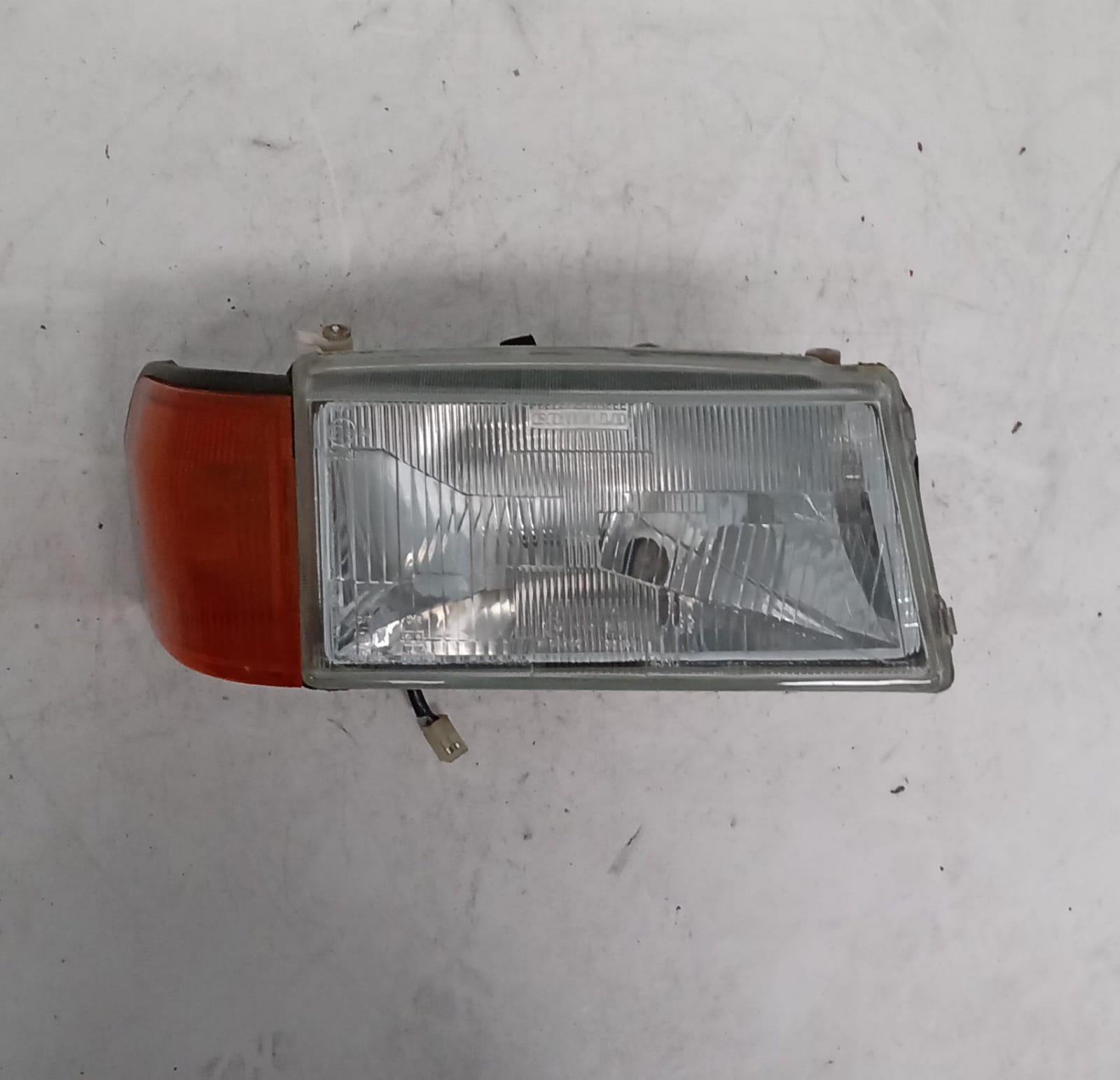 Fanale anteriore destro