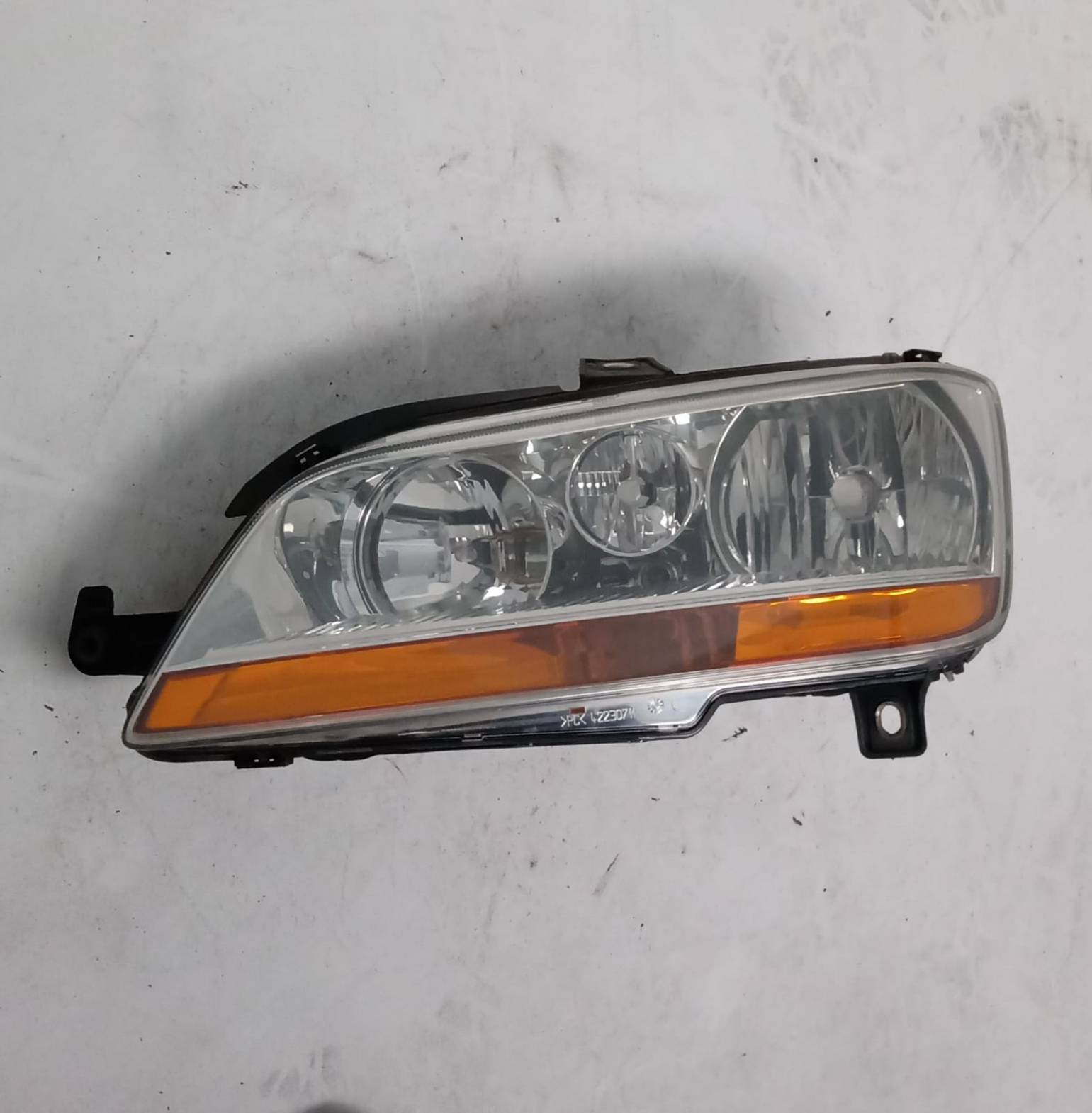 Fanale anteriore sinistro