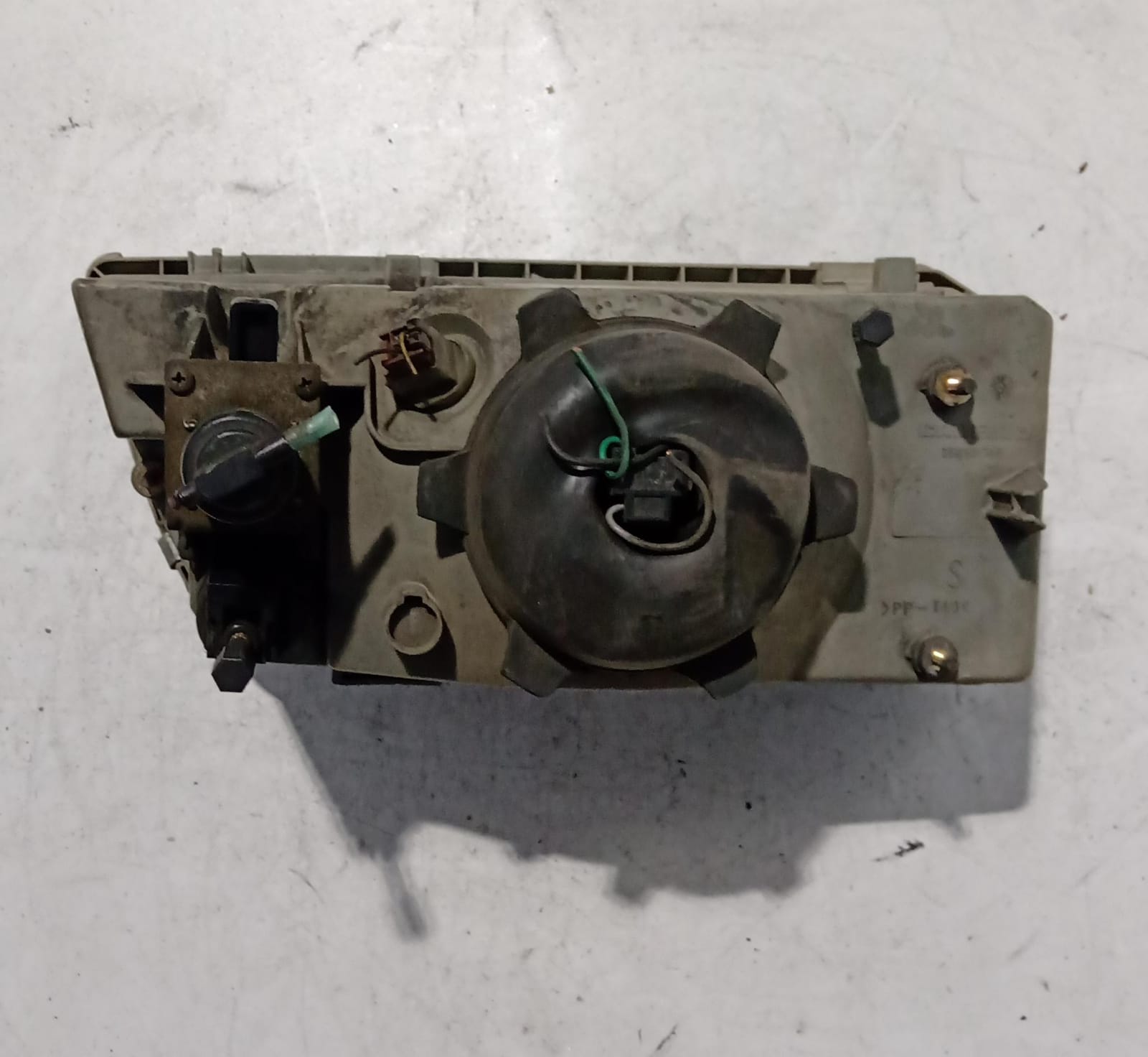 Fanale anteriore sinistro