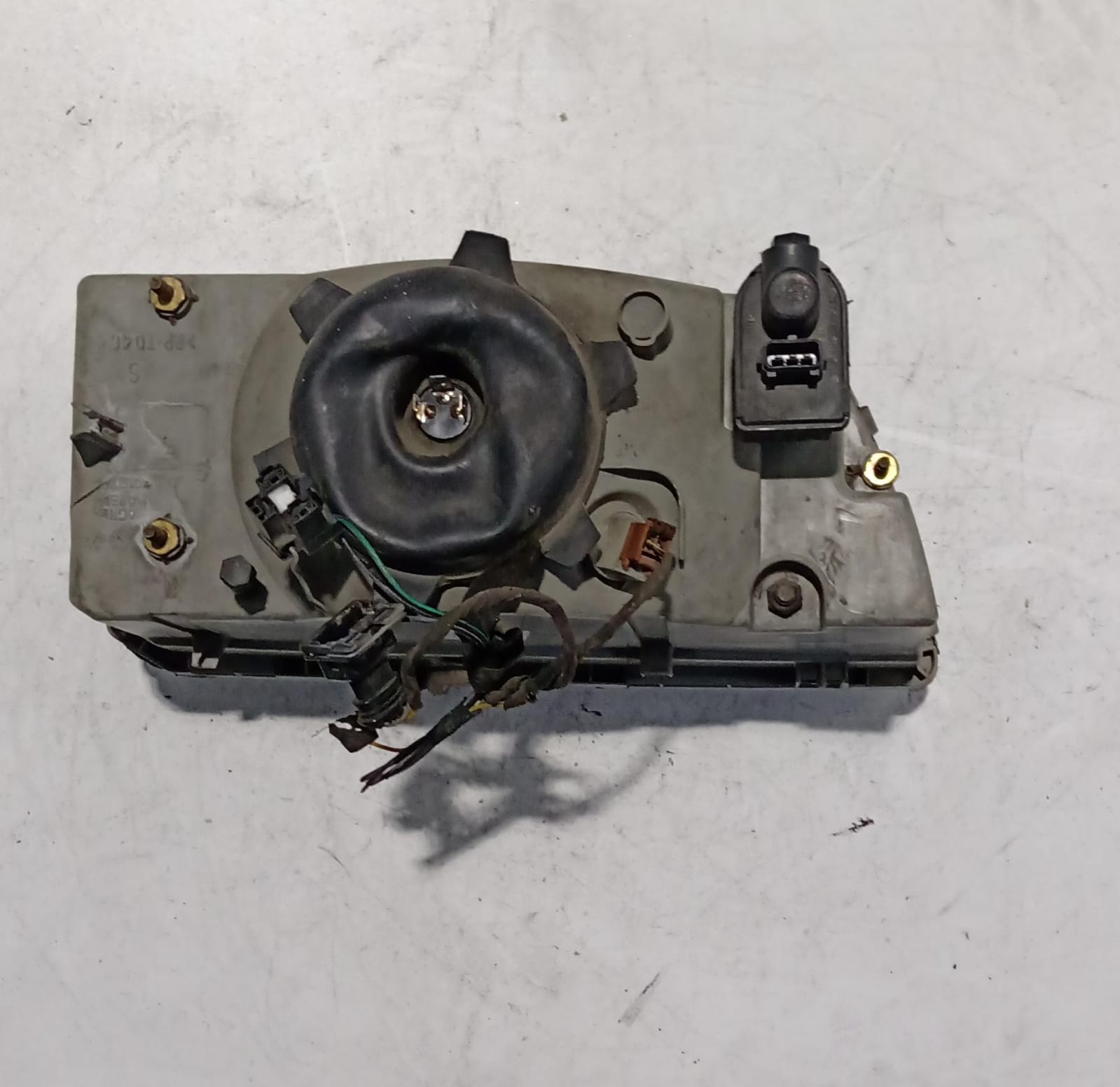 Fanale anteriore sinistro