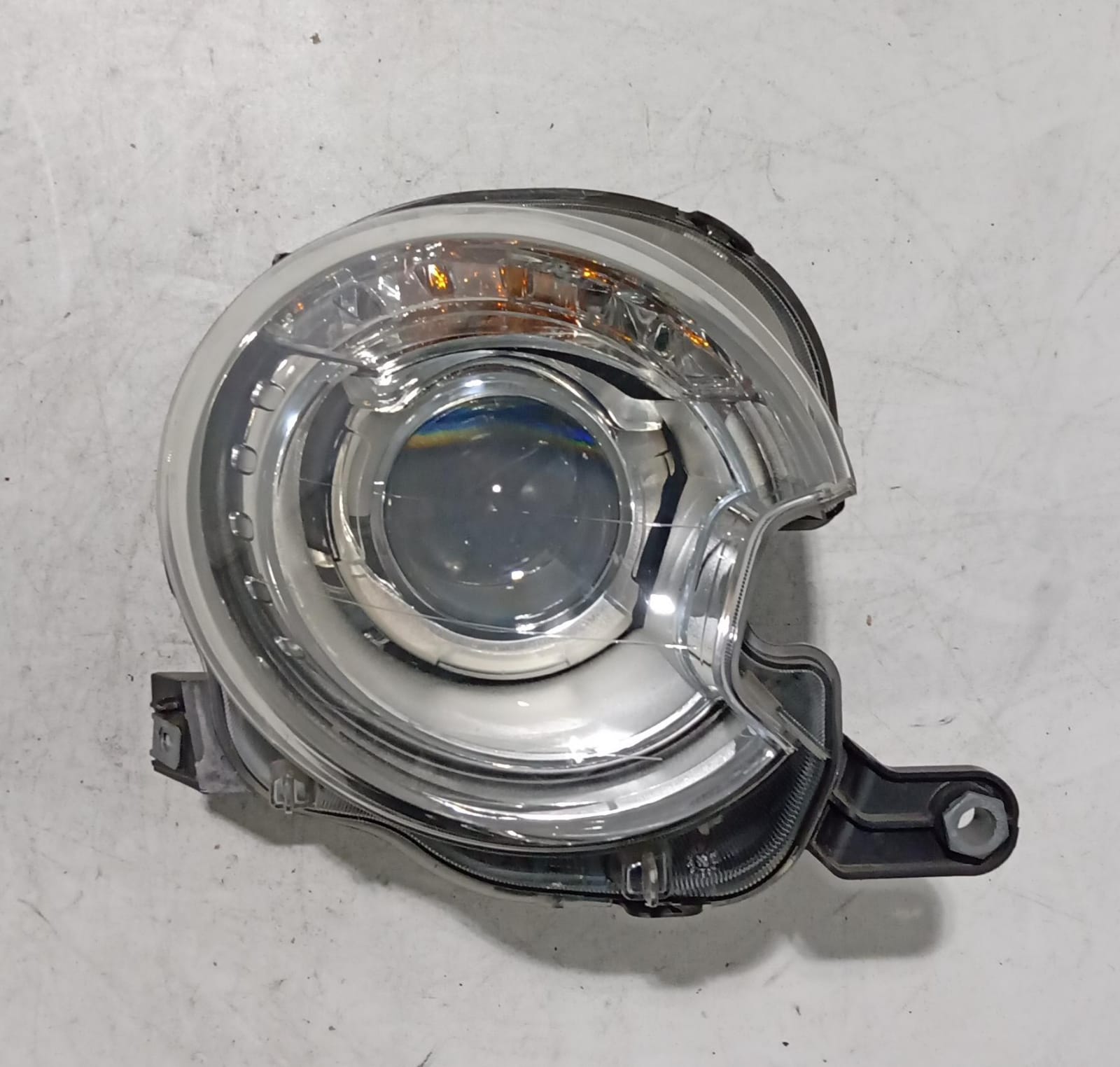 Fanale anteriore destro