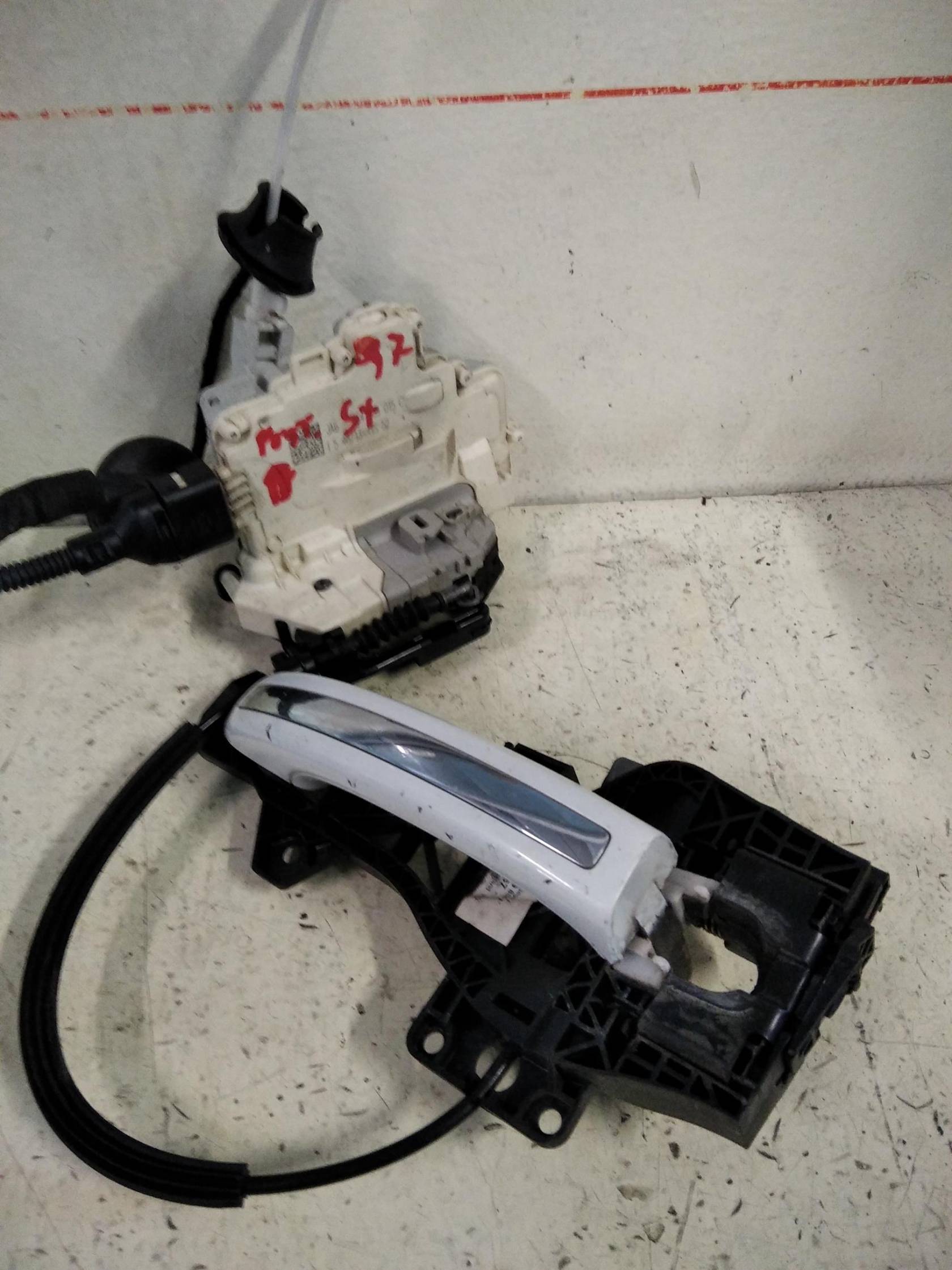 Serratura porta post. sx.