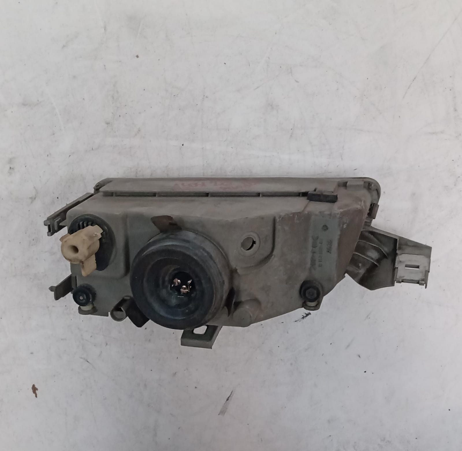 Fanale anteriore destro