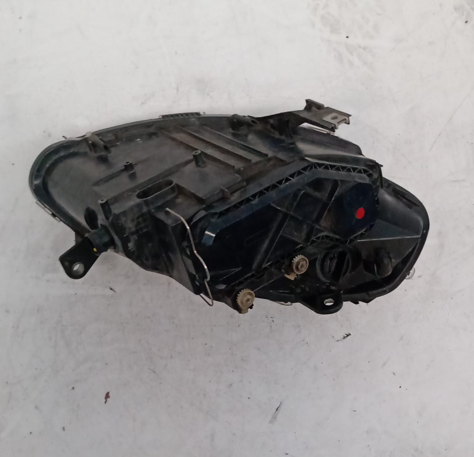 Fanale anteriore sinistro