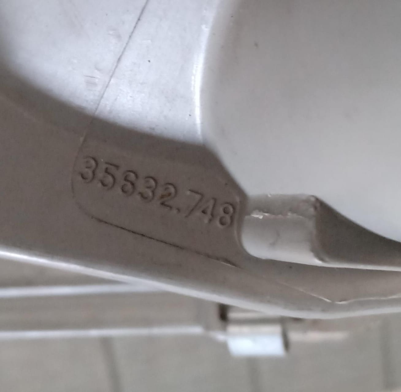 Fanale anteriore sinistro