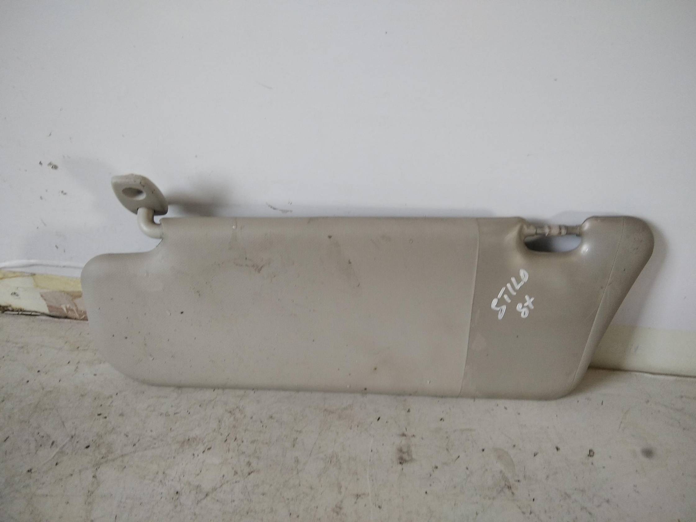 Aletta parasole parabrezza sx.