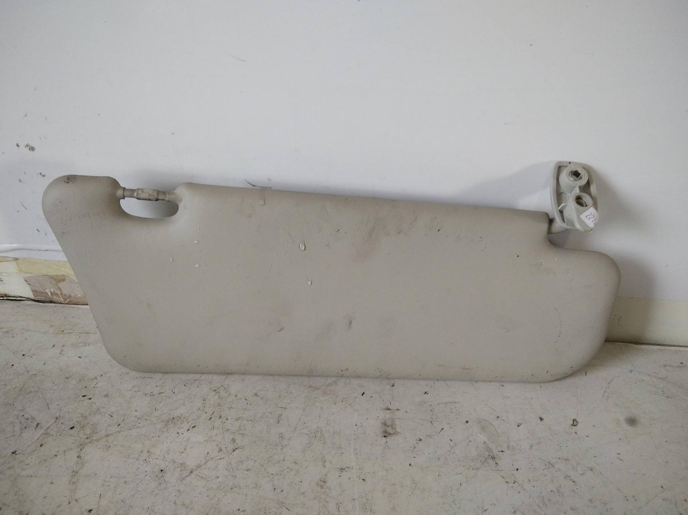 Aletta parasole parabrezza sx.