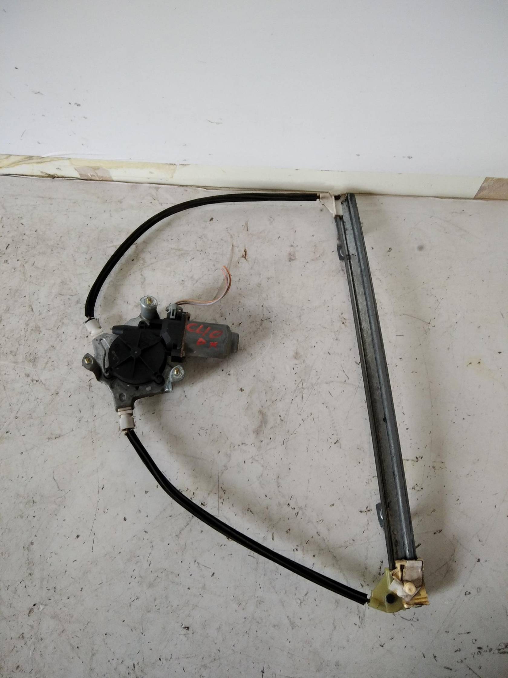 Alzacristallo elettr. porta ant. con motorino dx.